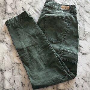Women's Green Cargo Straight Leg Jeans